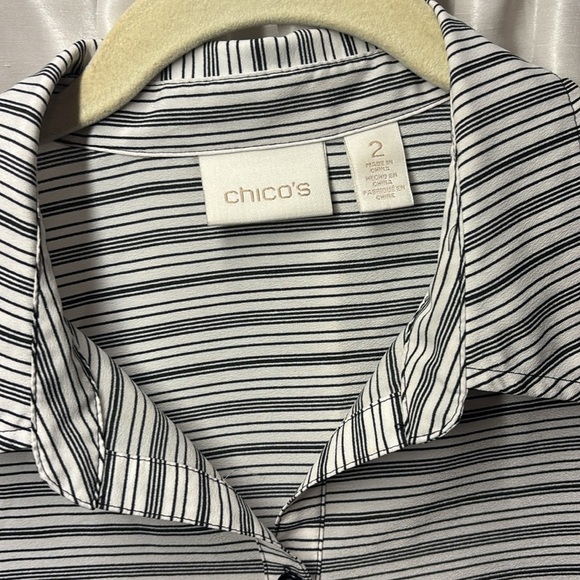 Chico's color block Striped tunic top Shirt, size 2 - Picture 2 of 6